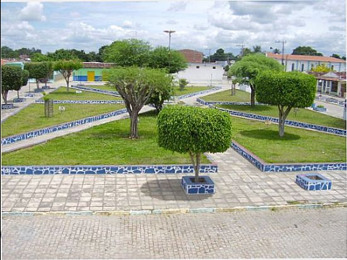 Praça Absolon Dias Novais antes de sua revitalização
